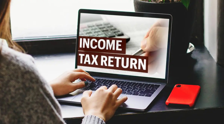 Can a student having no income file an ITR?